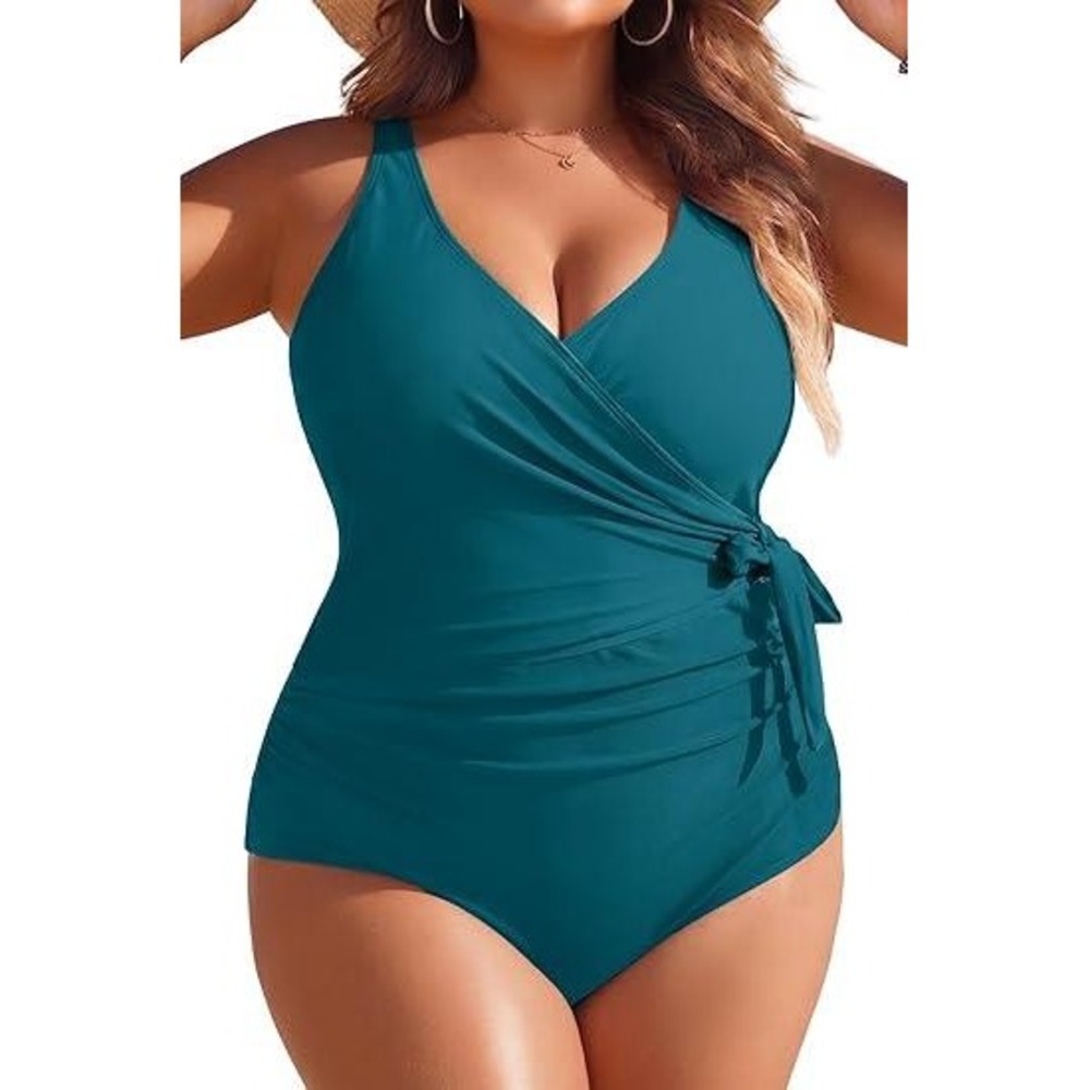 MSRP $48 Yonique Women's 20W Blue and Green Plus Size One Piece Swimsuits Tum